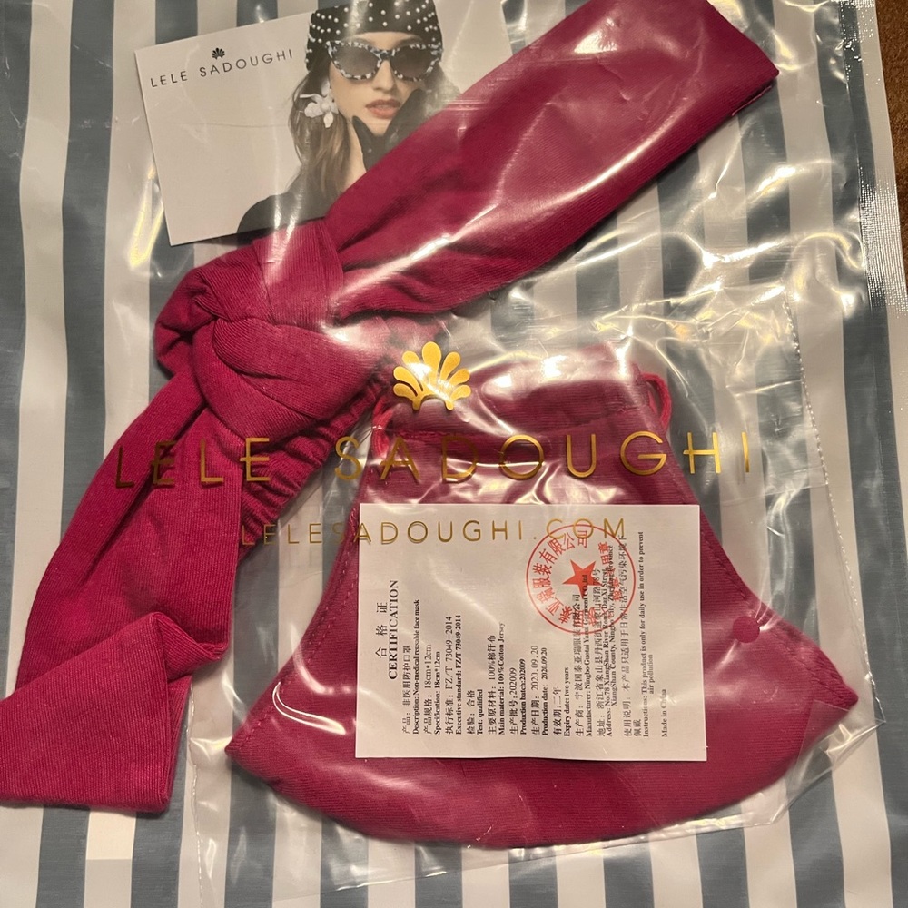 LELE SADOUGHI NWT AUTHENTIC MAGENTA FACE MASK & HEADBAND SET